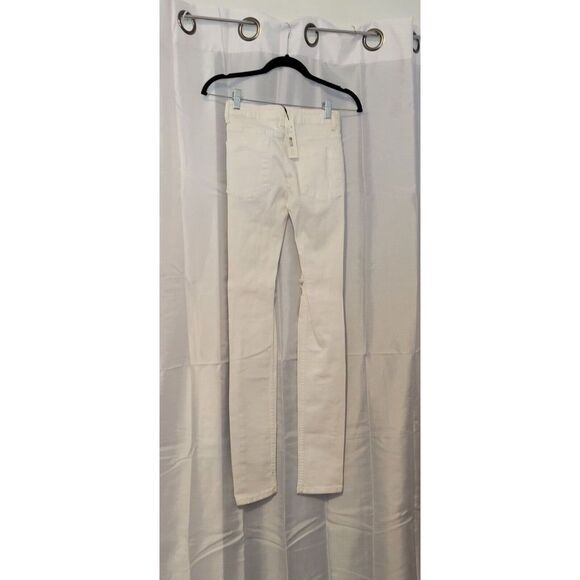 * * ALICE + OLIVIA DISTRESSED WHITE STRETCHY JEANS - Picture 5 of 9